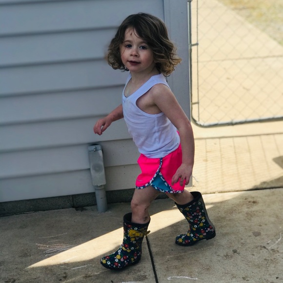 Meet your Poshers....Audrey & Lucy 💕 - Picture 8 of 16